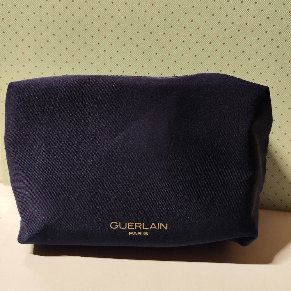 4/$50⭐️Guerlain Cosmetic Pouch Cosmetic Bag Navy Blue with Bee zipper